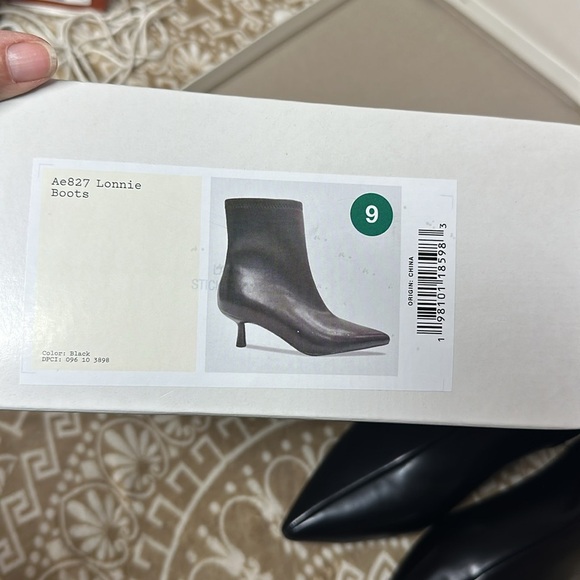 A New Day Black Ankle Boots with Sleek Design - Picture 11 of 11
